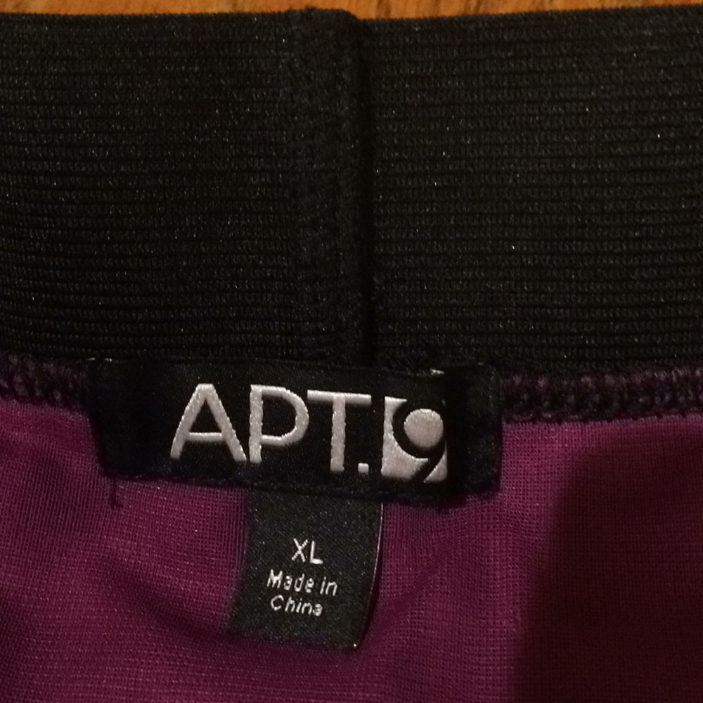 Apt. 9 NWT fuchsia/plum colored skirt w/ ruffles - Picture 3 of 4